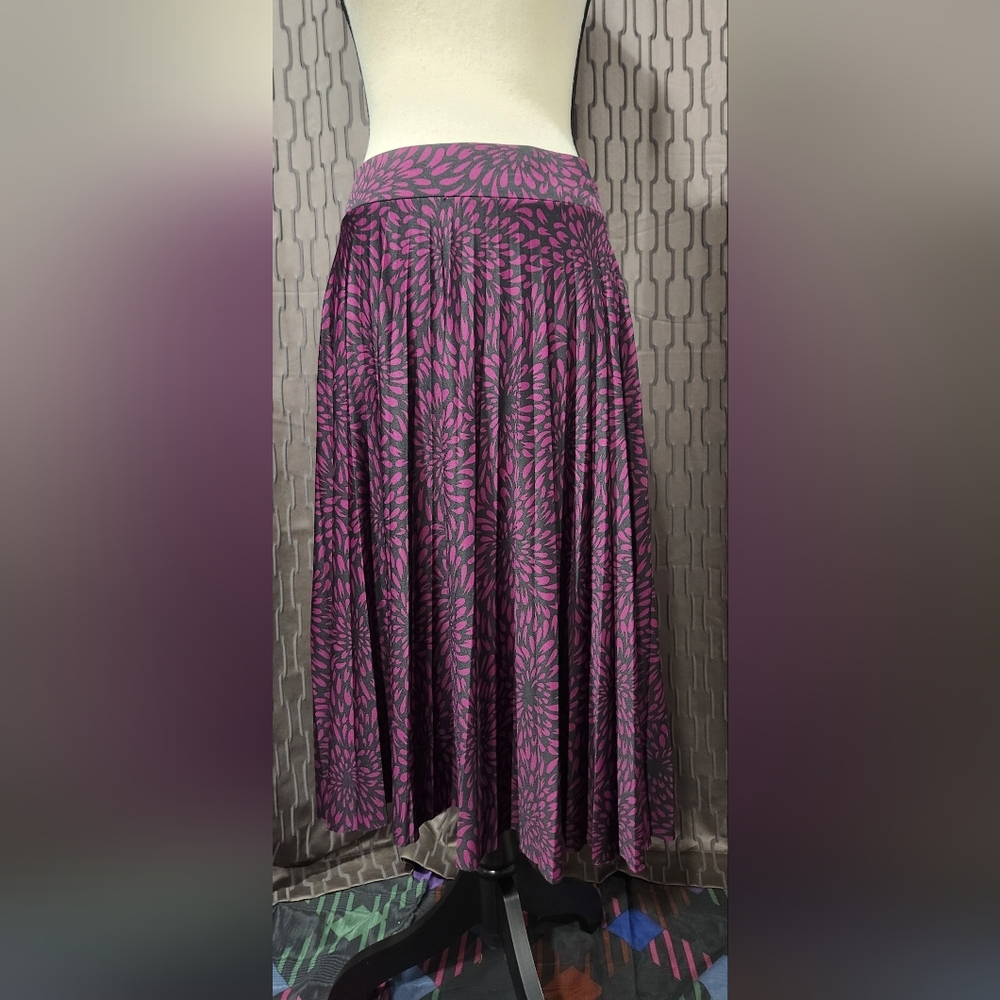 Covington Pleated Women's Skirt in Purple and Black Pattern